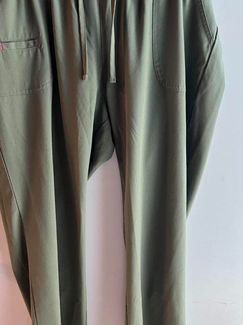 HeartSoul olive scrub pants with pink accents XL